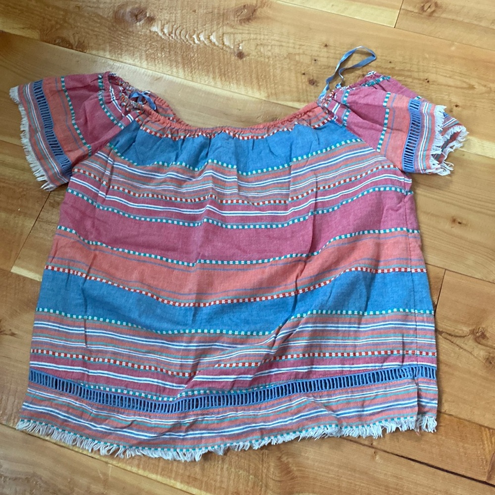 Off the shoulder top. Size small